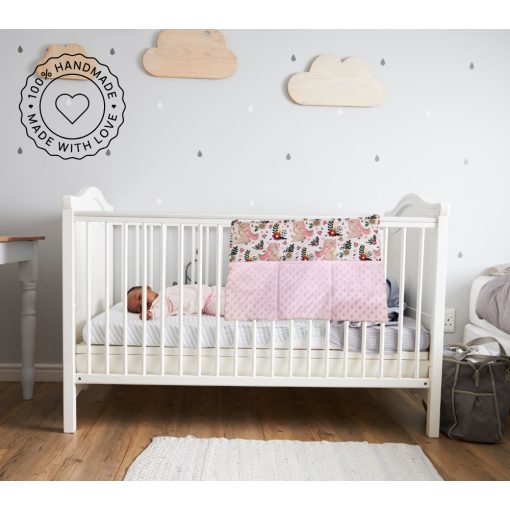 Zsebes pelenkatartó kiságyra- babarózsaszín